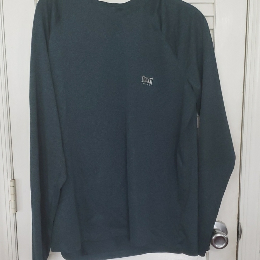 Everlast Sport long sleeve top ..good condition